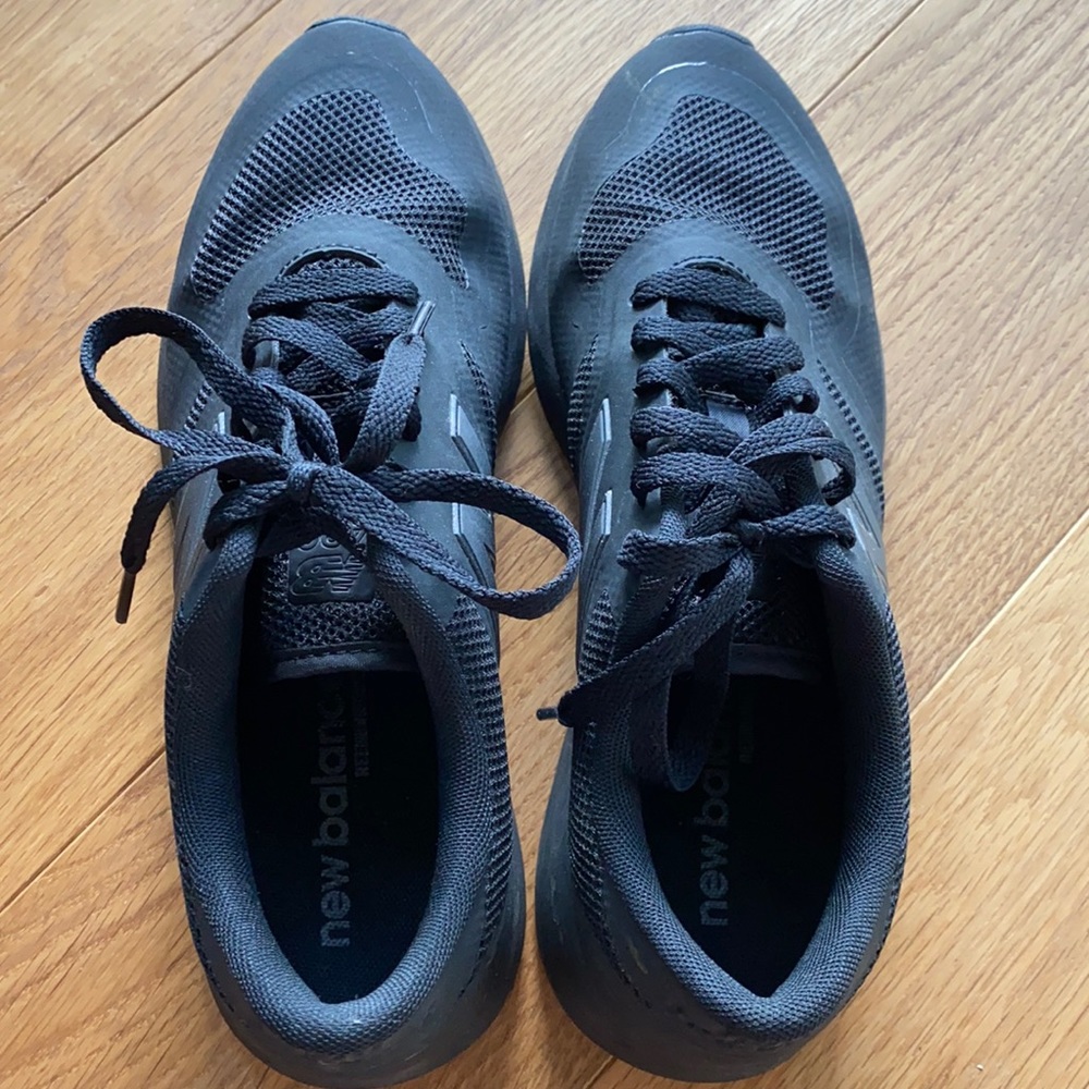 New Balance black sneakers. Barely worn.
